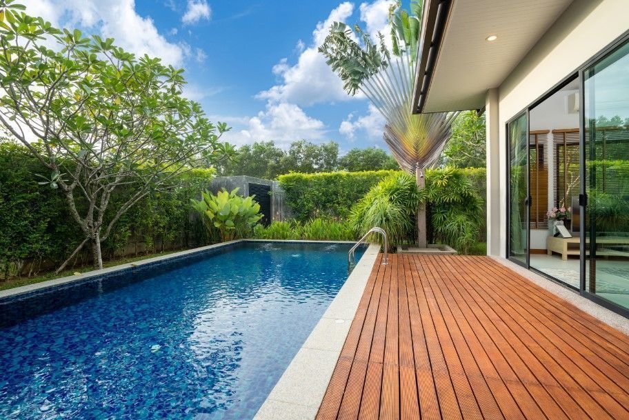 swimming pool builder brisbane