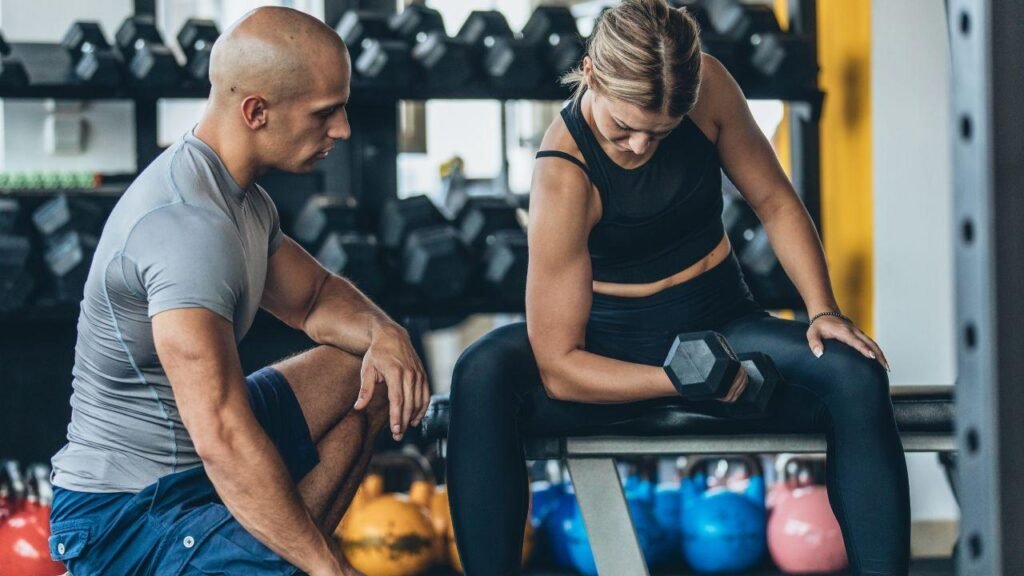 Discover the key qualities of the best fitness trainer in Mumbai to help you achieve your fitness goals with personalized training and expert guidance.